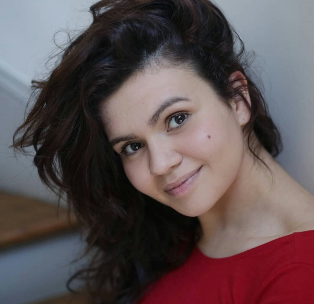 Image Leila Loyer Rouge