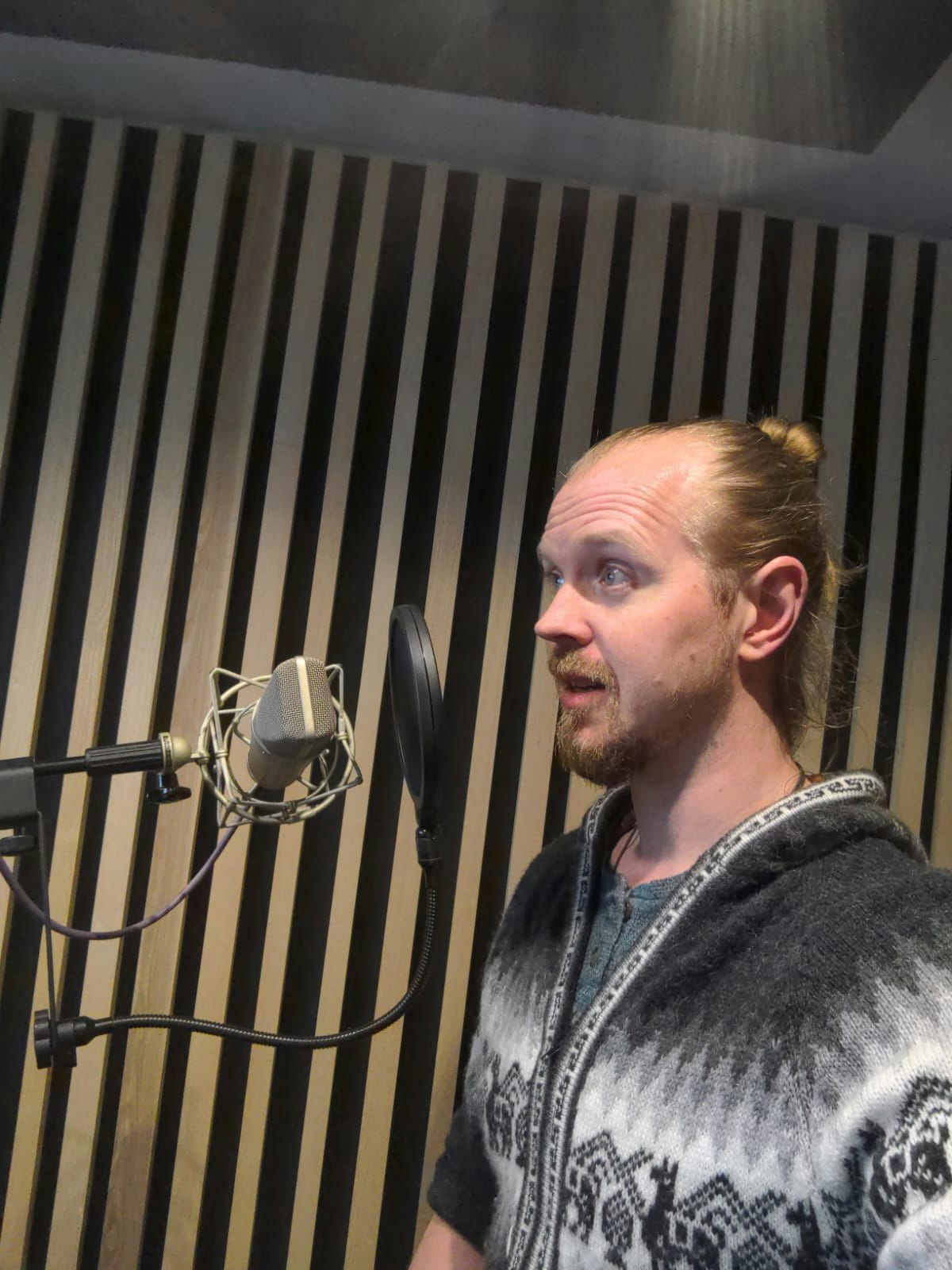 Image Ryan Highley in Studio