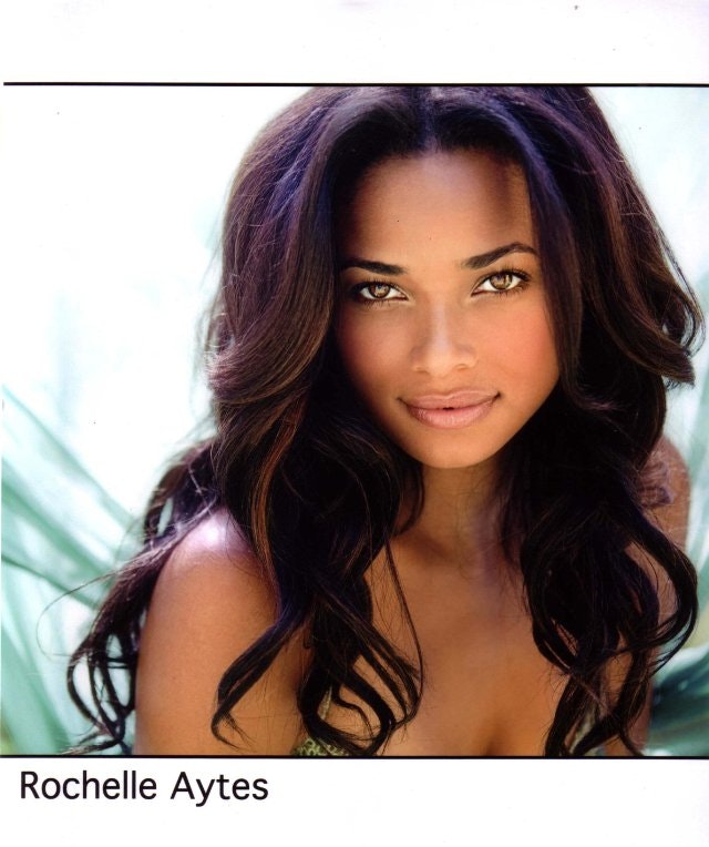 Image Rochelle Aytes / Doublée dans Mistresses...