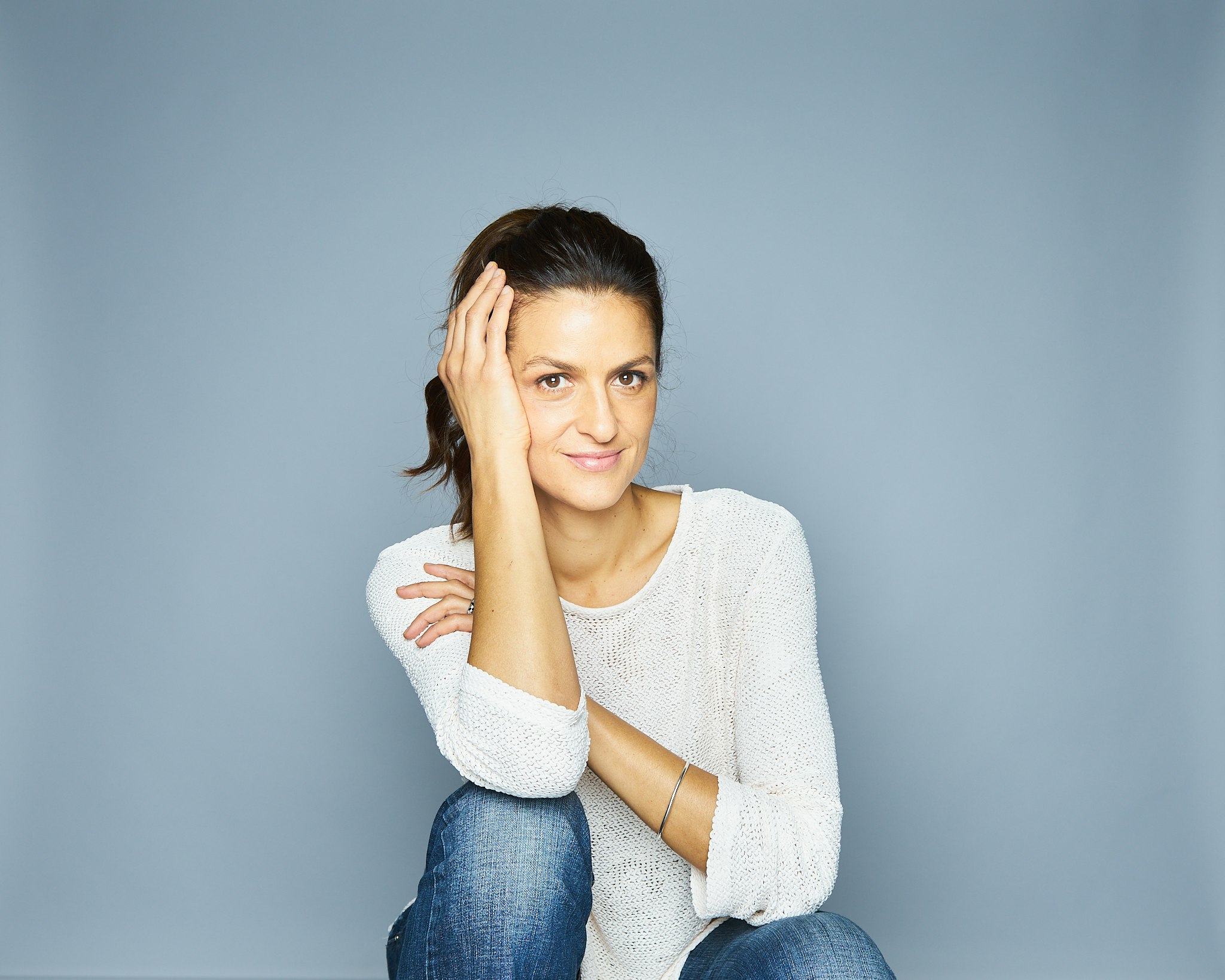 Image Bera comédienne voix-off français / espagnol / voix chantée