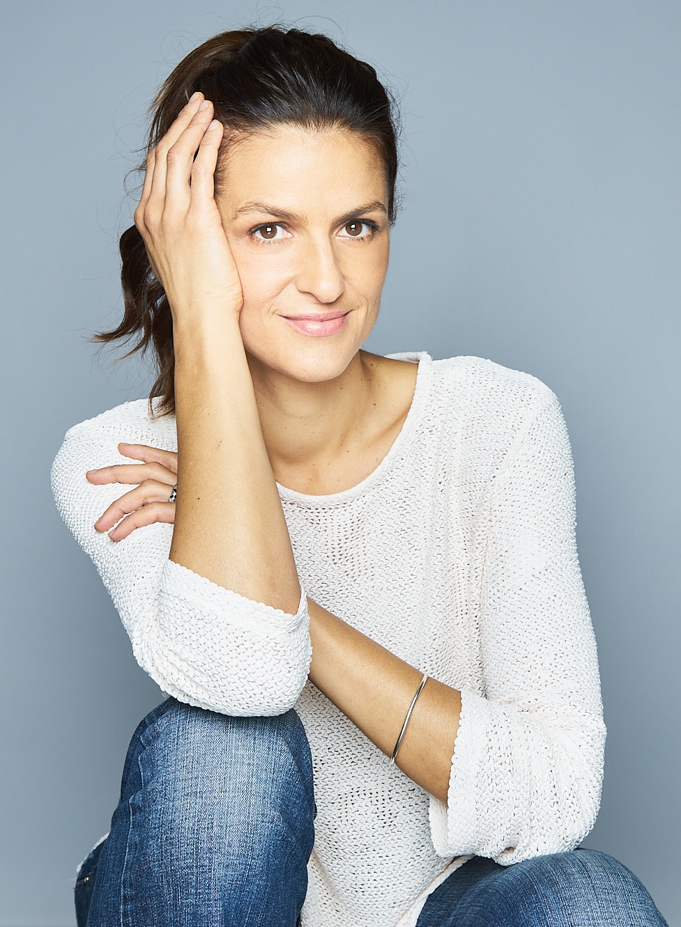 Image Bera comédienne voix-off français / espagnol / voix chantée