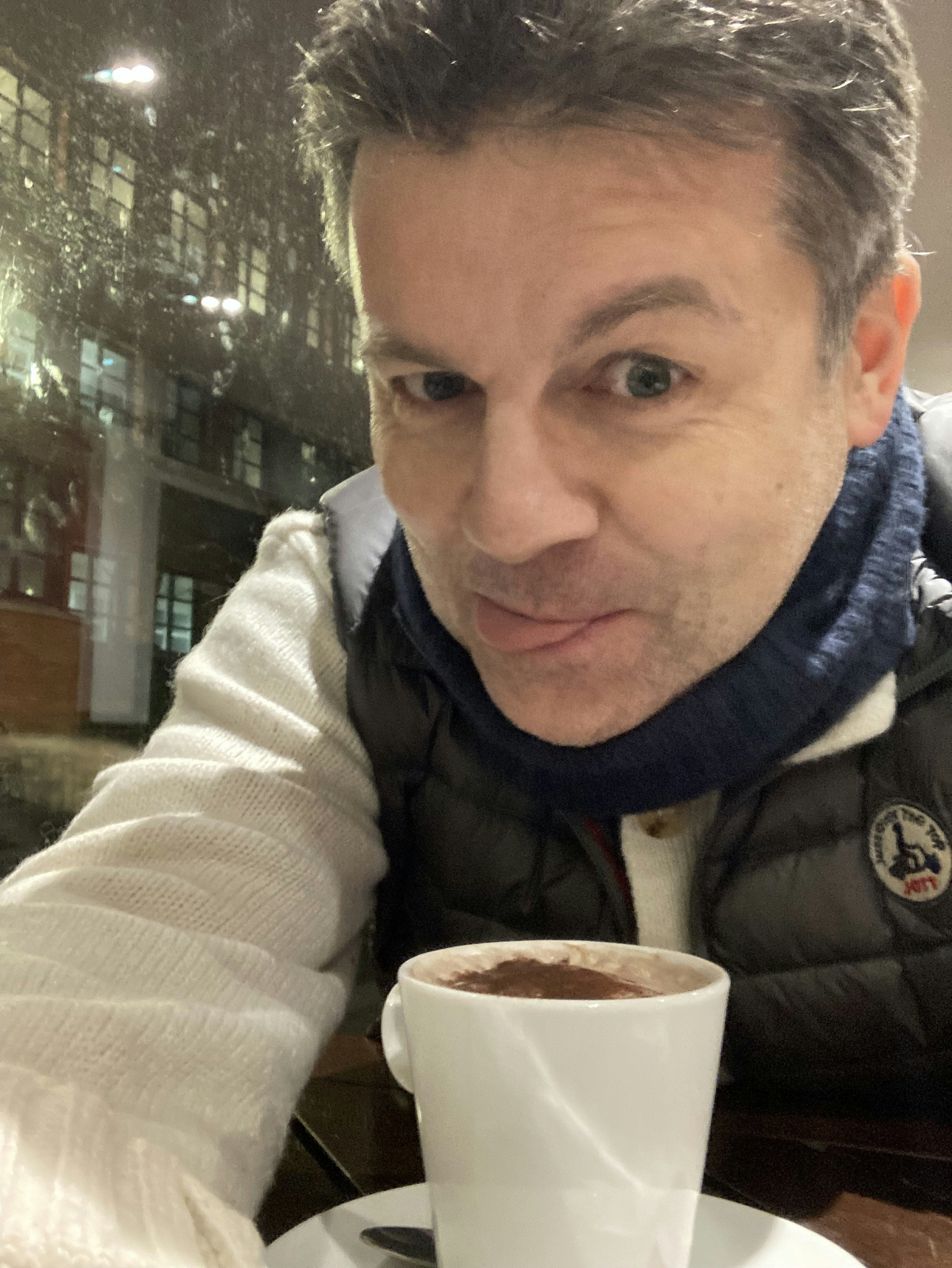 Image Longue pause-café entre 2 prises rapides !