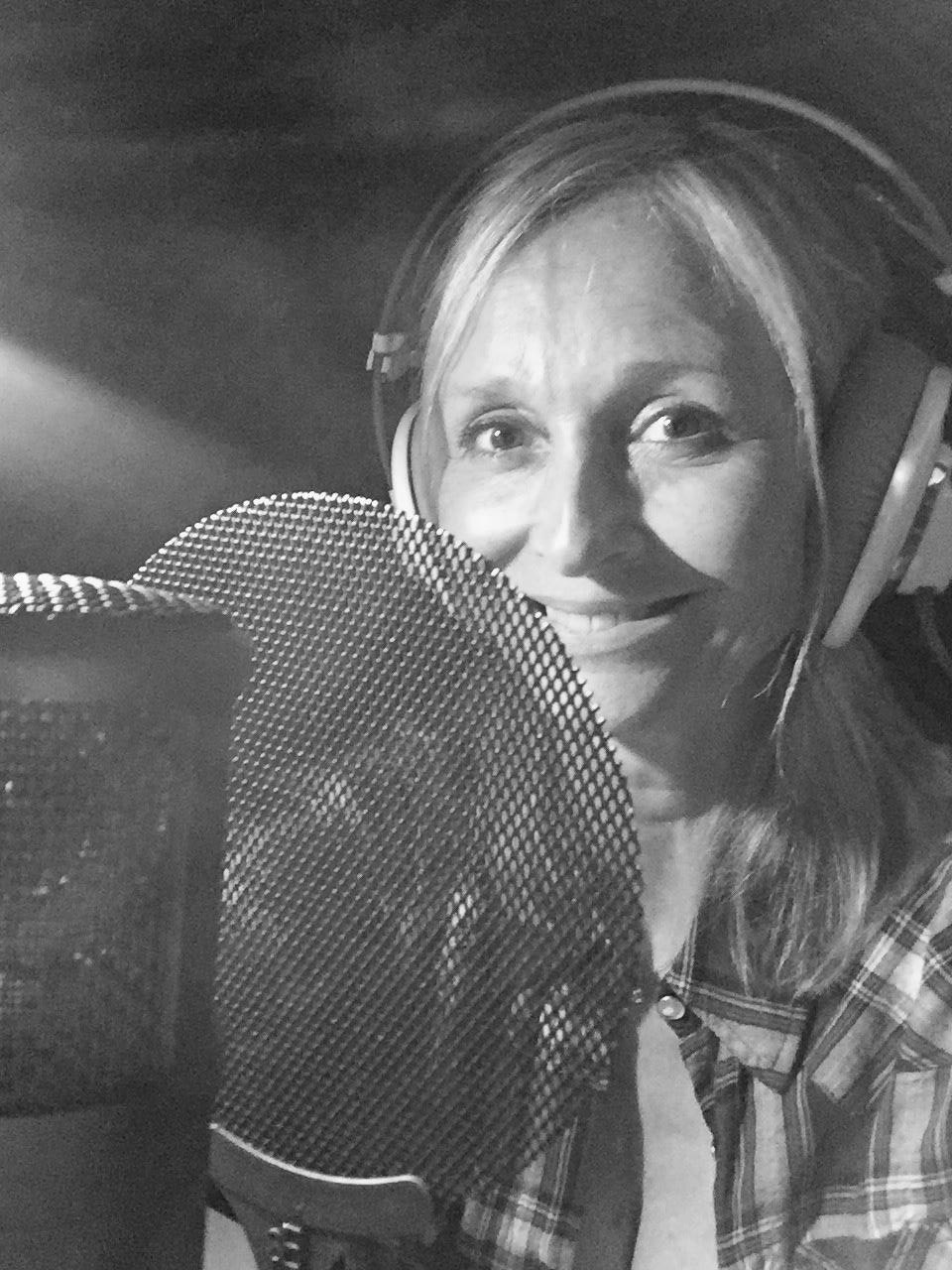 Image Ségolène BOUËT au Micro