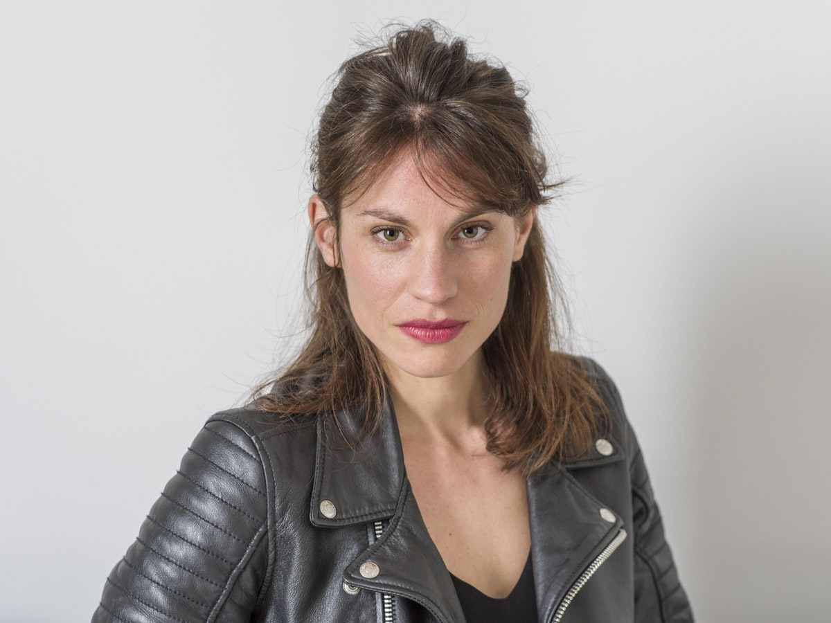 Qui Est La Femme De Marc Menant Elodie Menant actrice voix professionnelle