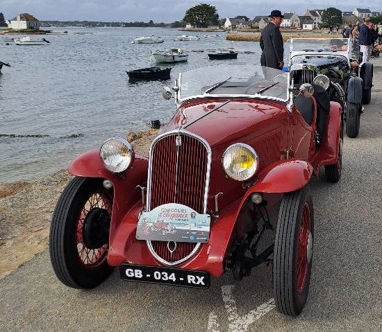 Image Concours d'élégance de vieilles voitures