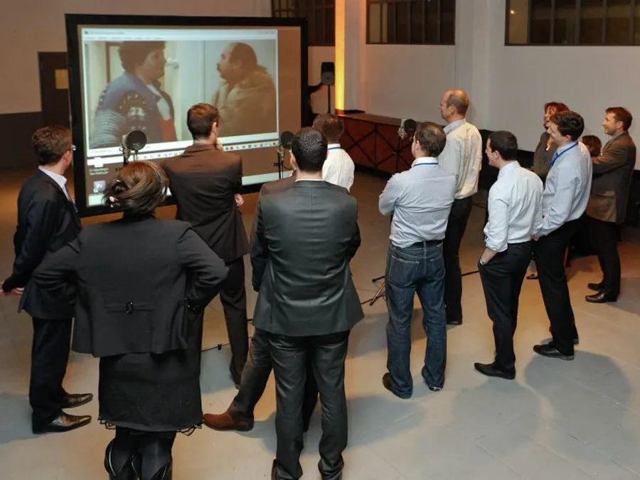 Image SEANCE DE DOUBLAGE EN GROUPE