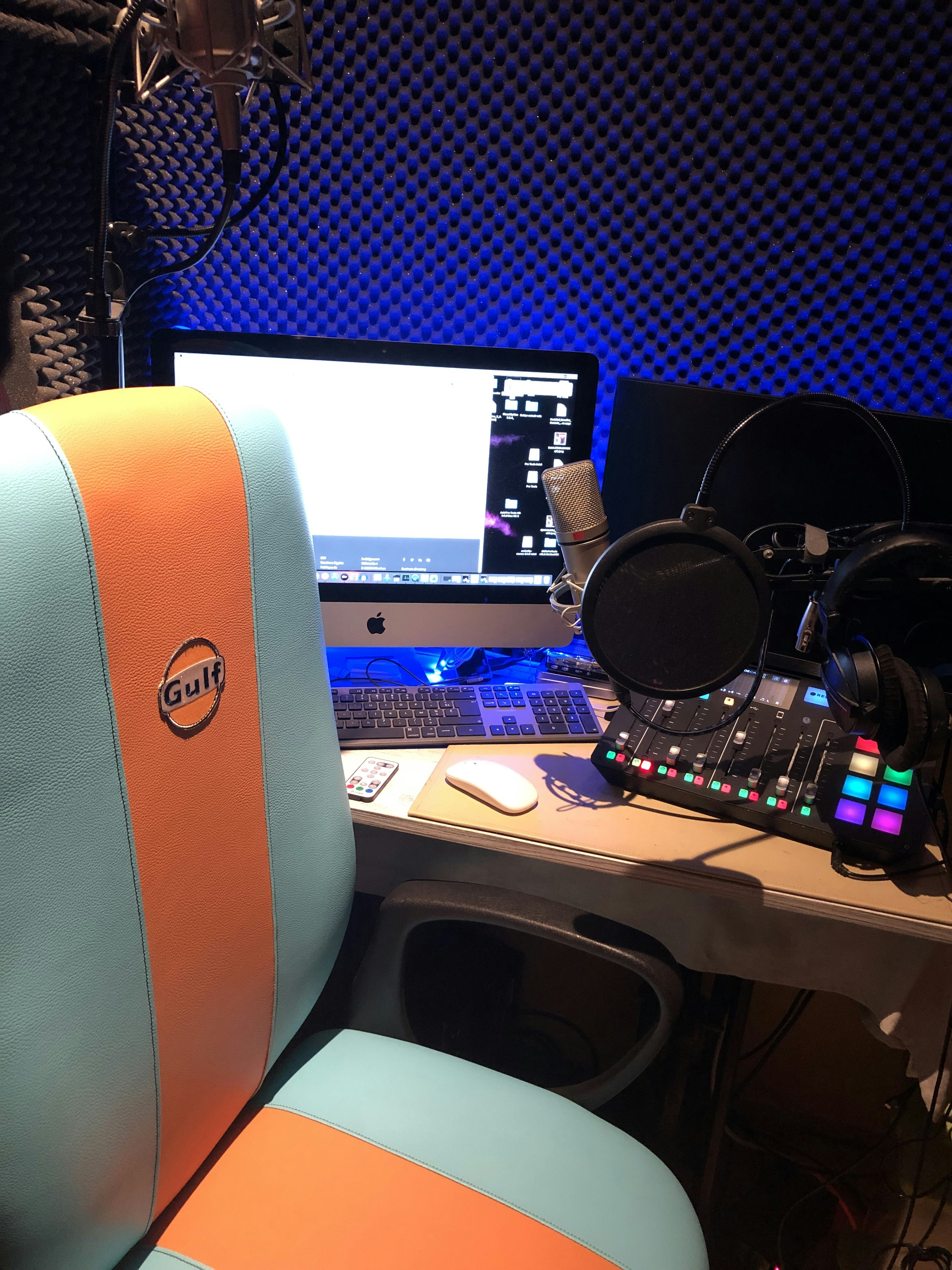 Image studio xavier voix off