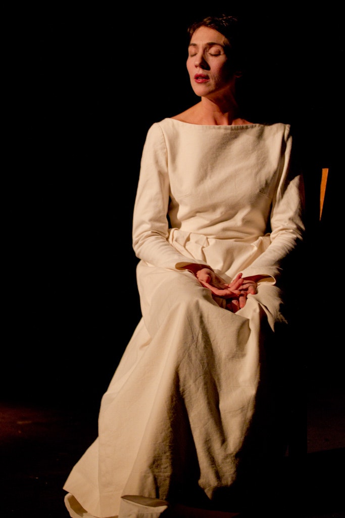 Image Spectacle Entre ciel et chair  - Dans le rôle d'Héloïse - Crédit Jules Pajot