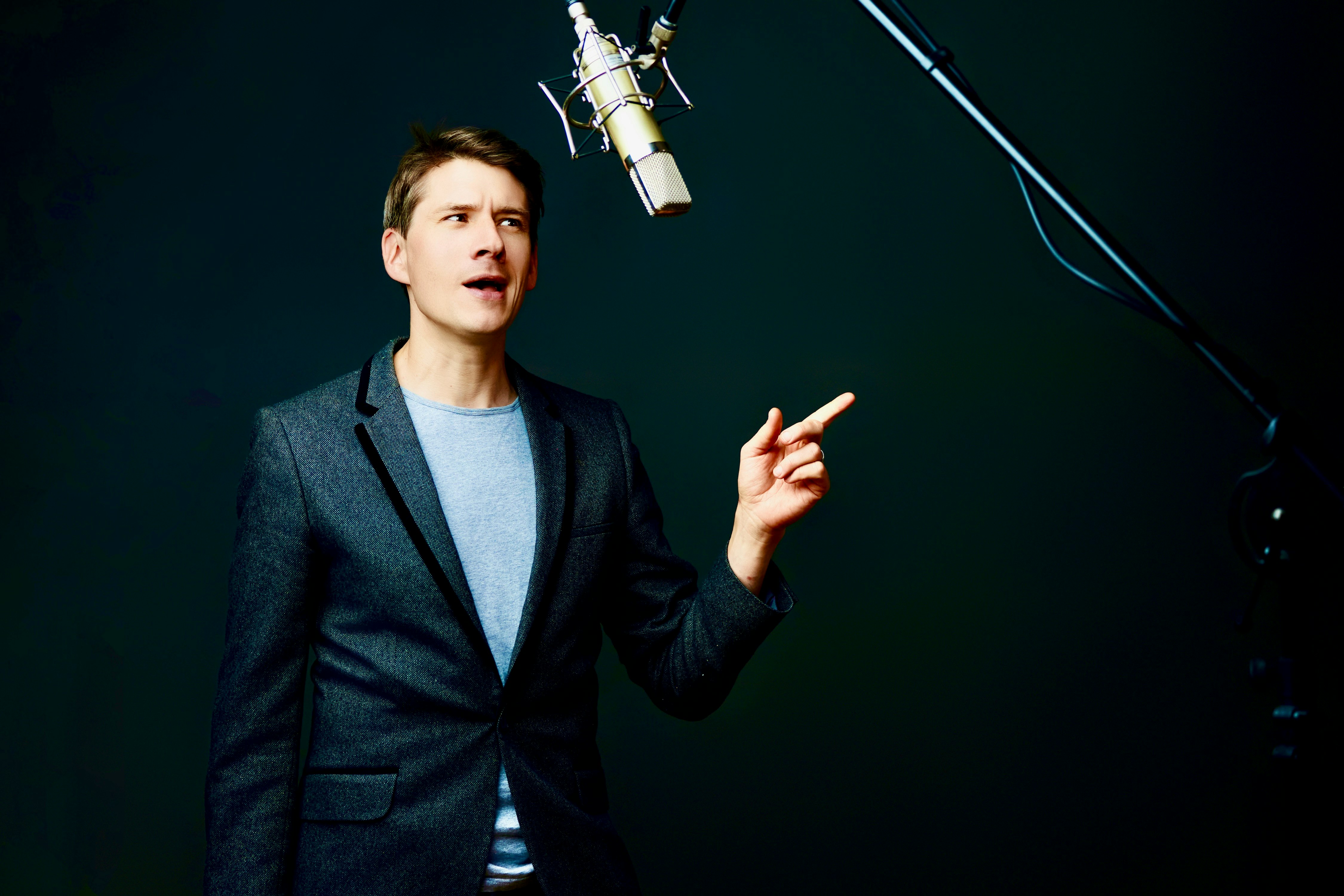 Image Landscape with microphone