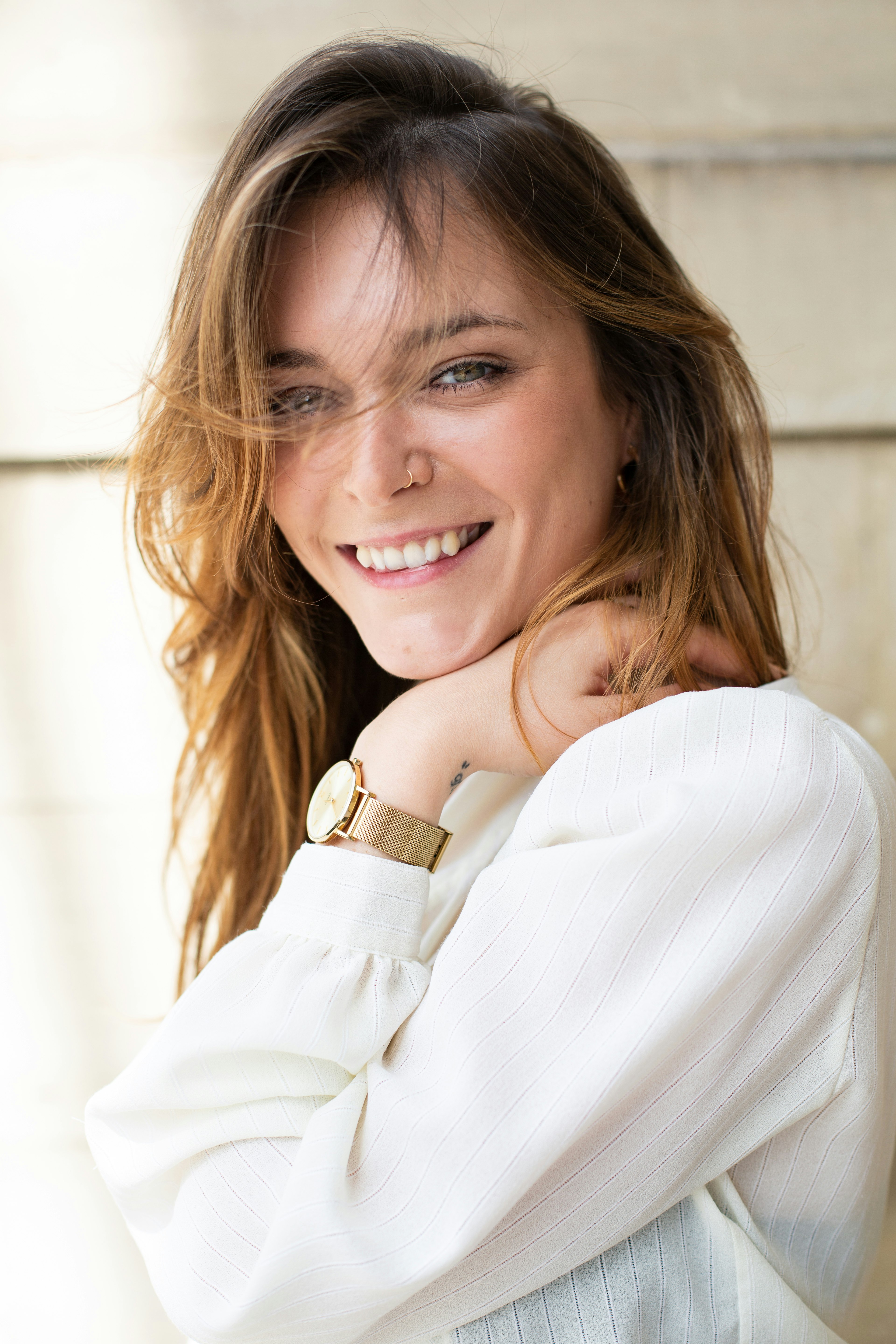 Image Tout est dans la petite mèche qui passe dans les yeux