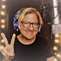 Image Aimee-in-studio