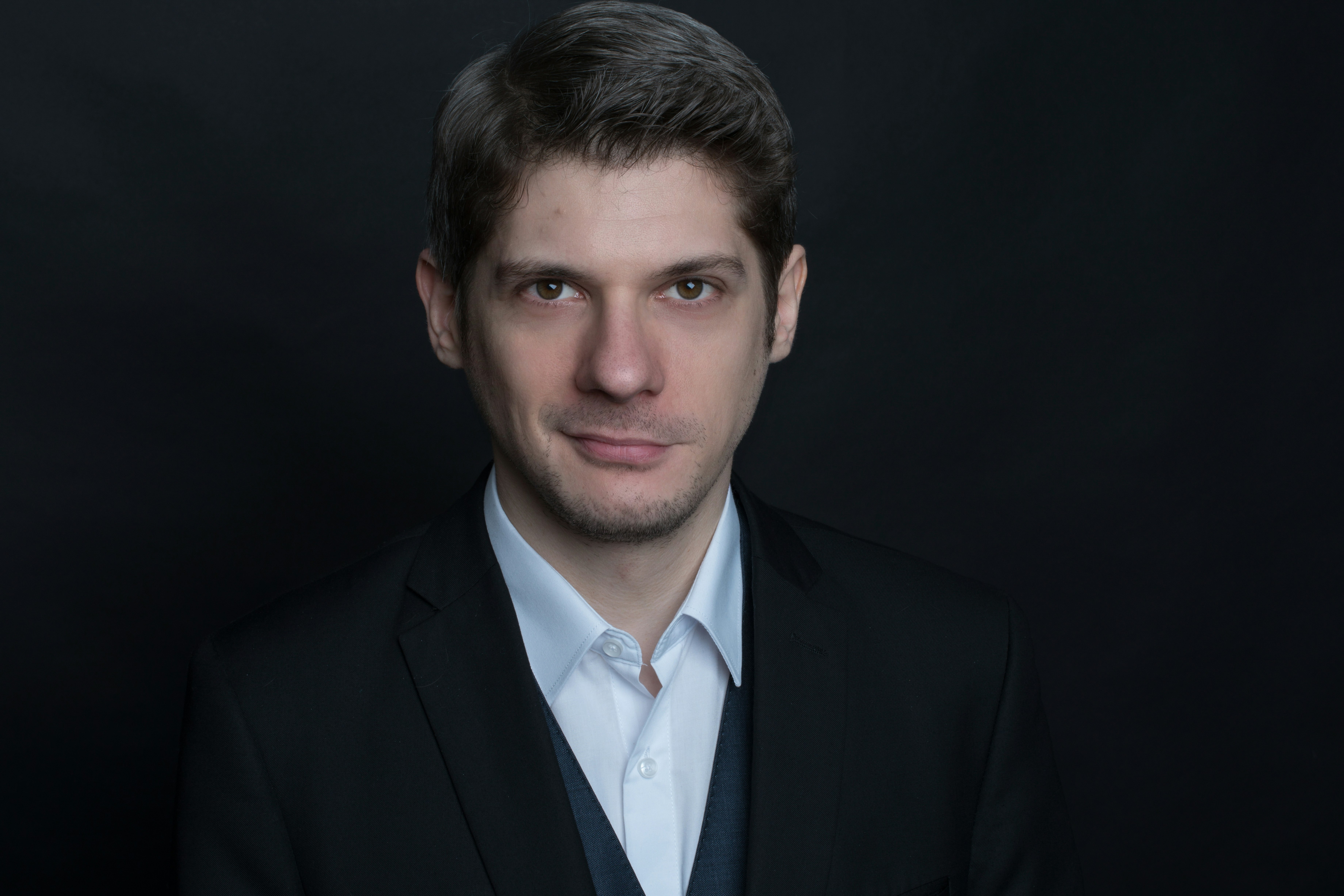 Image Alex face chic