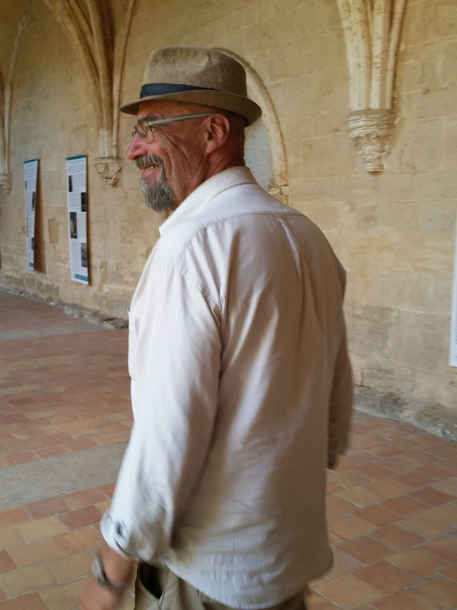 Image received_482260222279124